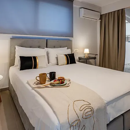 Amina Hotel *